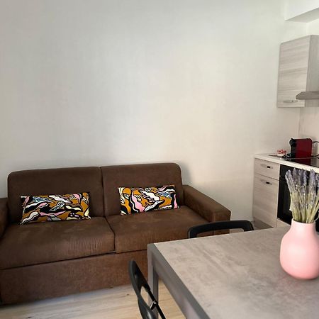 Villa Milano Apt. N. 5 Bagian luar foto