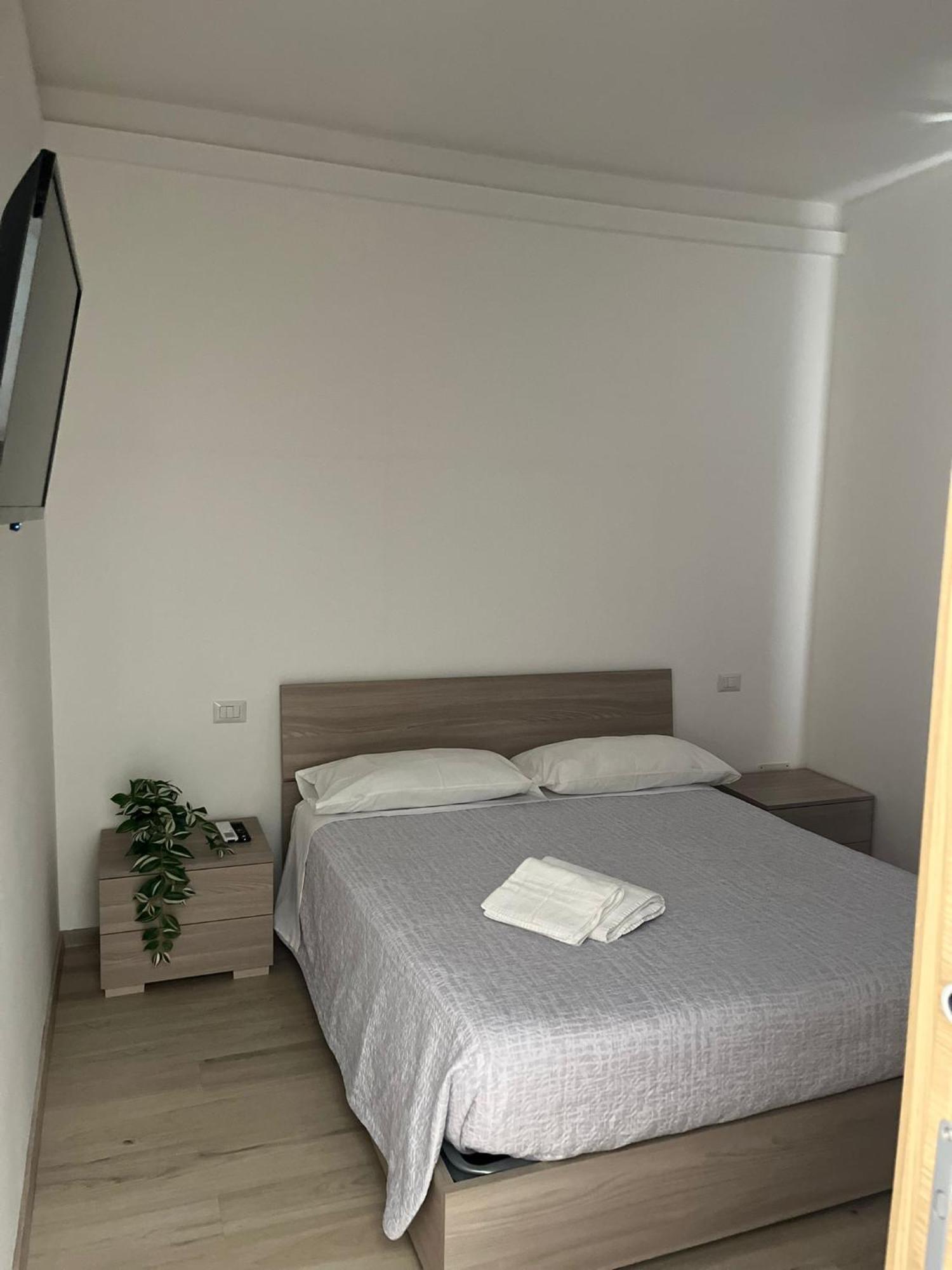 Villa Milano Apt. N. 5 Bagian luar foto
